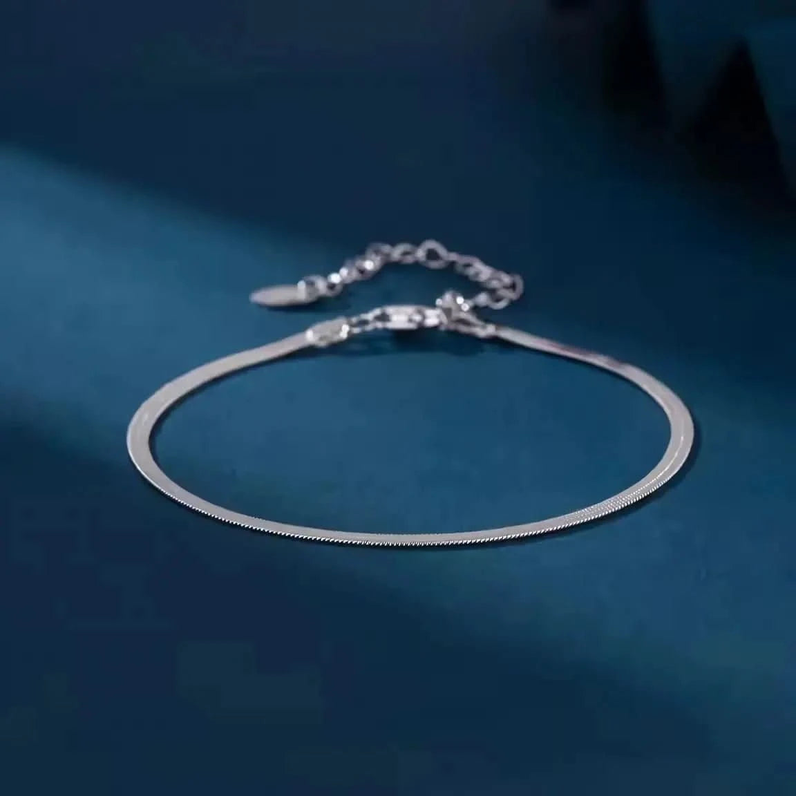 Дамска сребърна гривна Herringbone chain плоска плетка – by Crystal Pro Jewellery