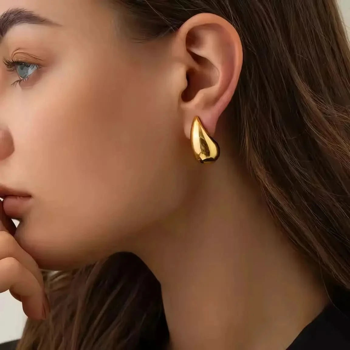 Едри сребърни обици с форма на Водна Капка позлатени – by Crystal Pro Jewellery
