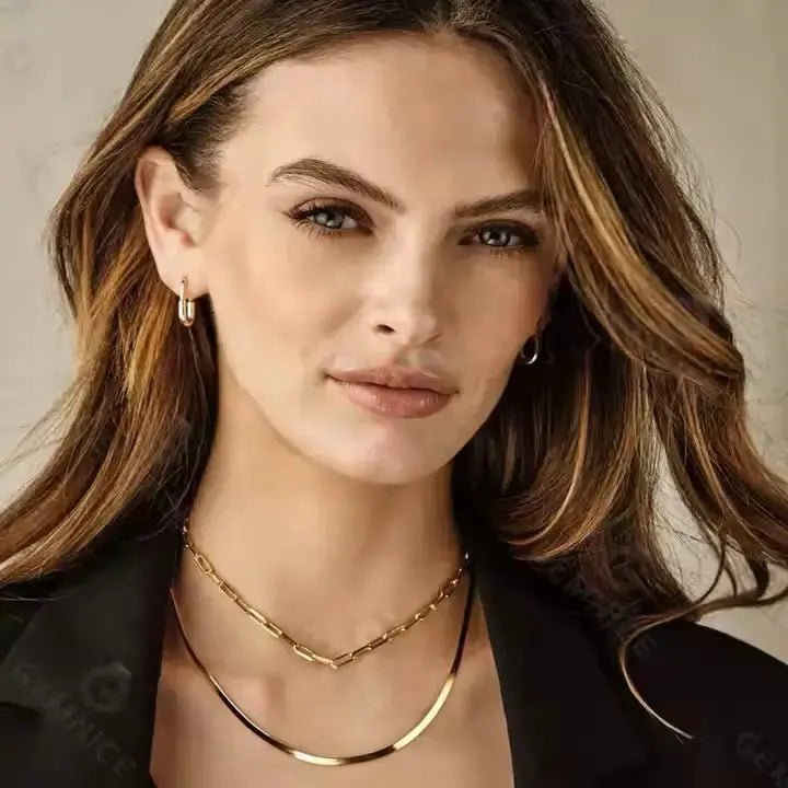 Халки в U - форма с двуцветен дизайн от сребро и злато – by Crystal Pro Jewellery