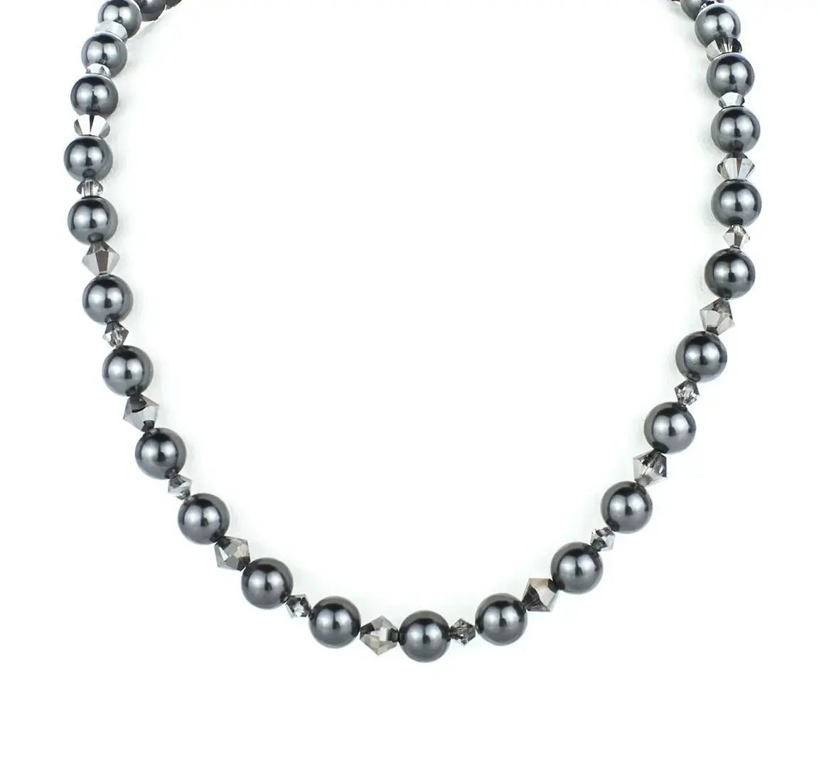 Класическо колие с перли и кристали – by Crystal Pro Jewellery