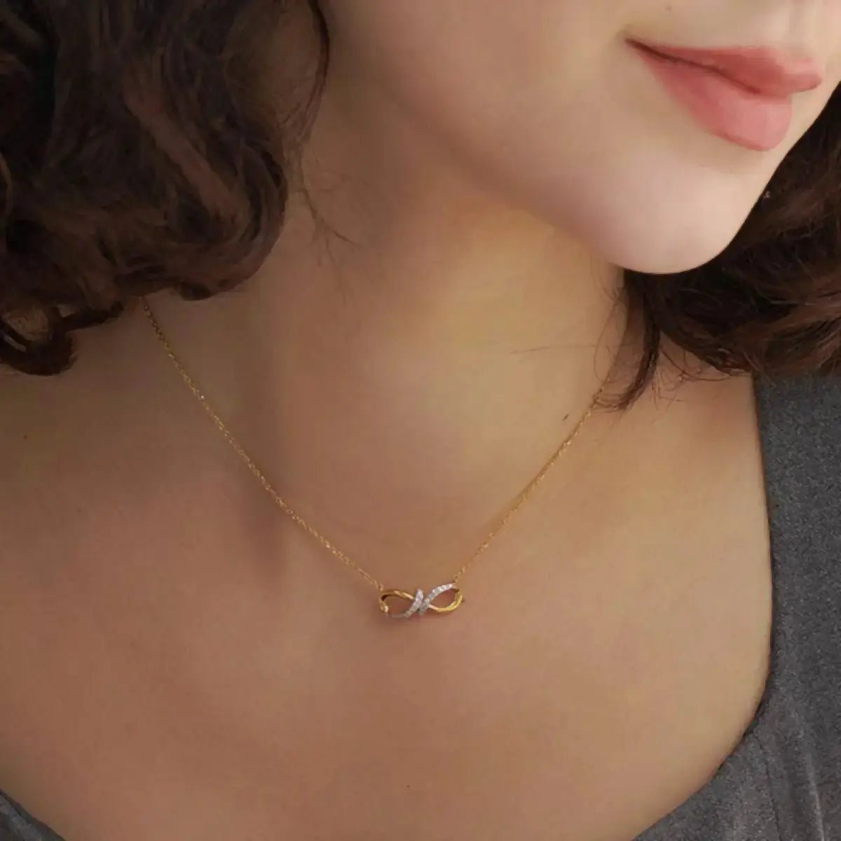 Колие Безкрайност Сребро 925 с 18К златно покритие и цирконии – by Crystal Pro Jewellery