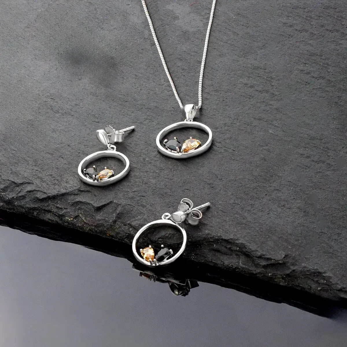 Колие с черни и златисти цирконии Сребро 925 – by Crystal Pro Jewellery