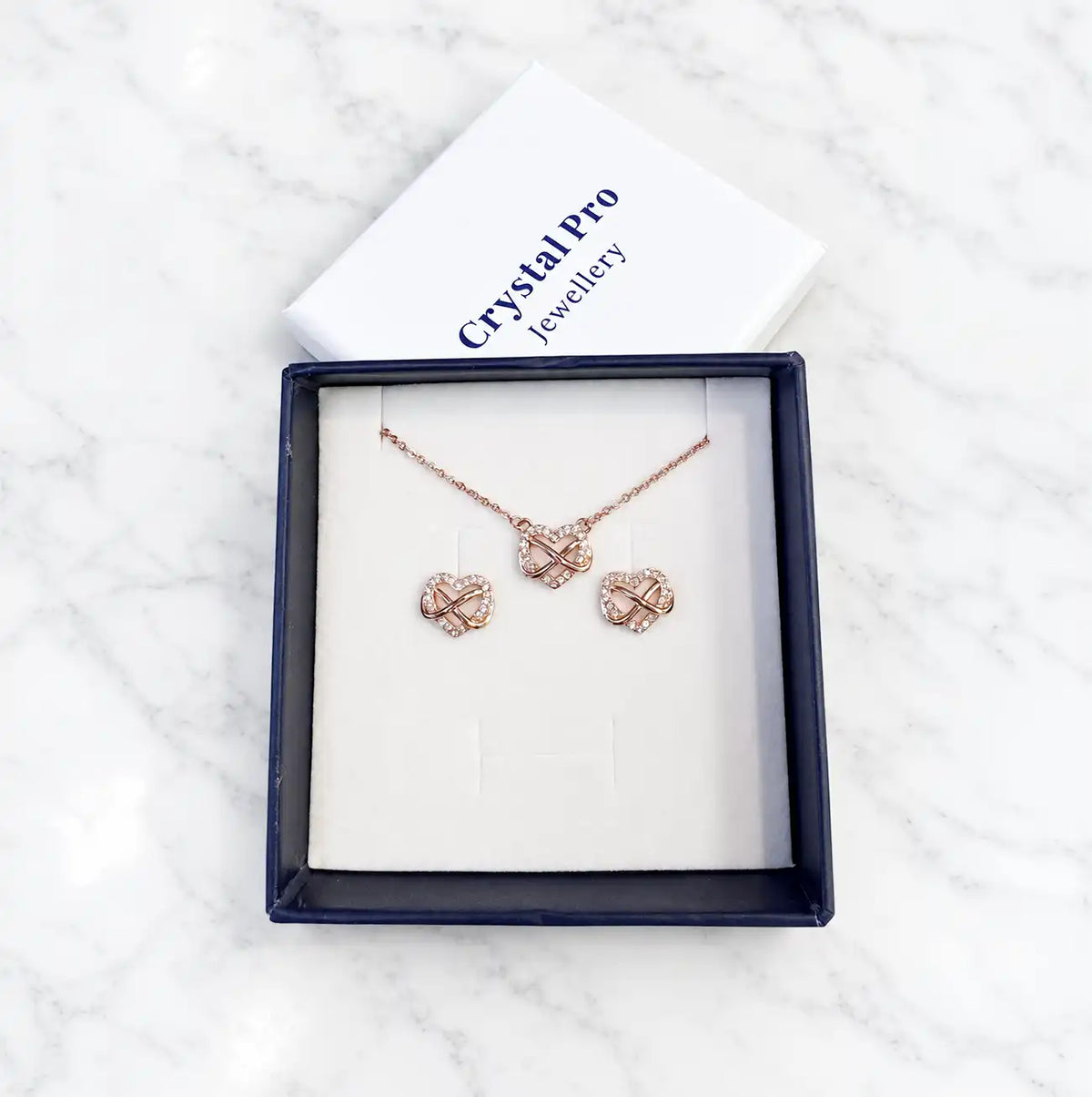 Колие Сърце, украсено с кристали Swarovski® 18К златно покритие