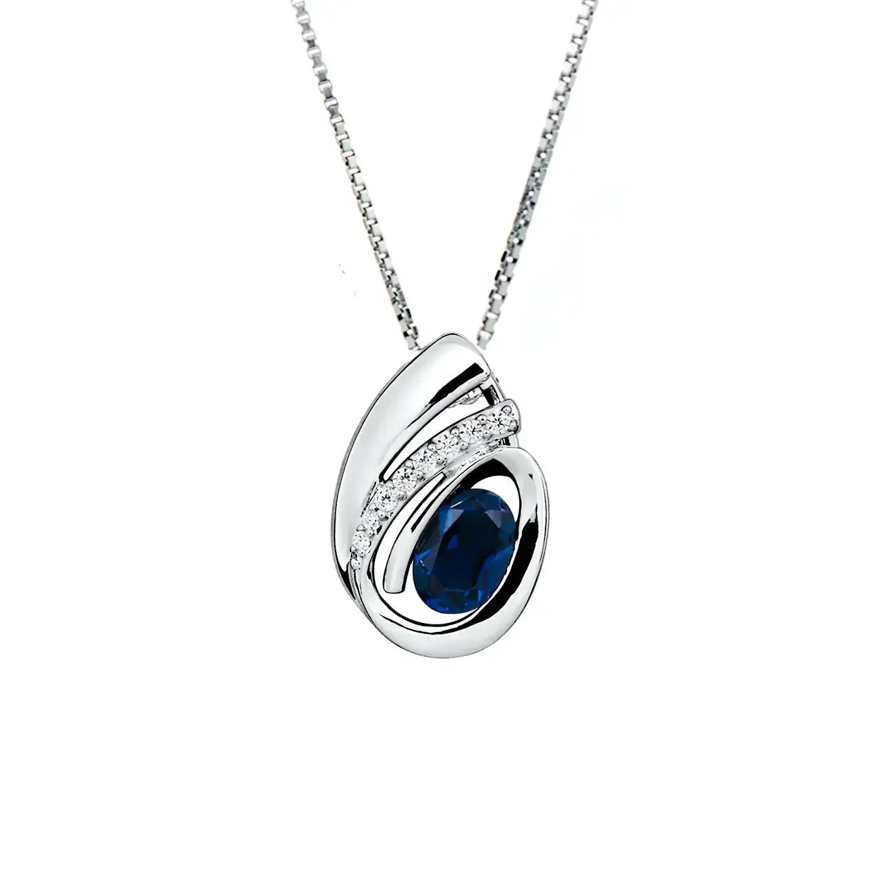Колие в нощно синьо с Нано ЛондонТопаз – by Crystal Pro Jewellery