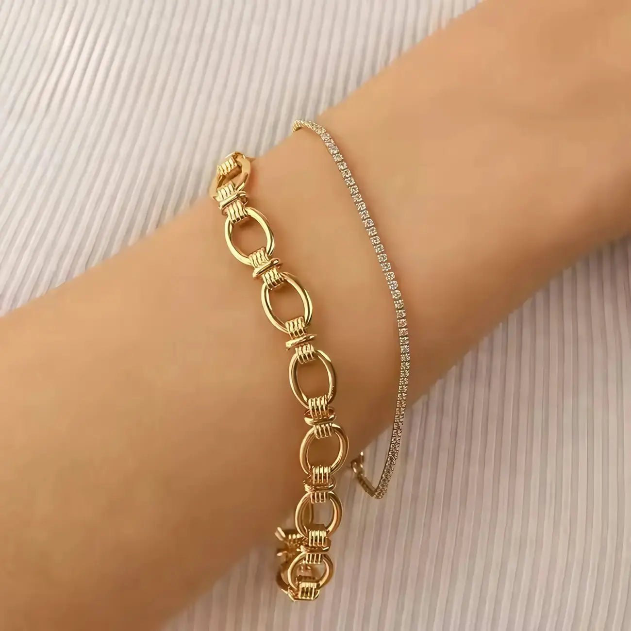 Луксозна тенис гривна с кубични цирконии Сребро 925 с покритие от 18K злато – by Crystal Pro Jewellery