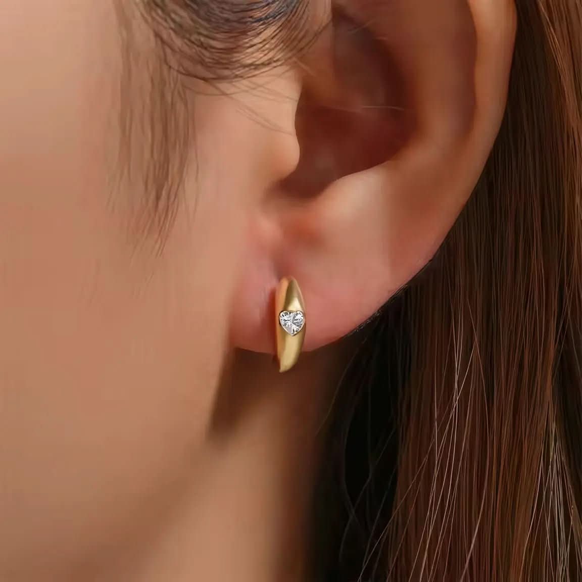 Луксозни малки халки с циркониево сърце Сребро 925 – by Crystal Pro Jewellery
