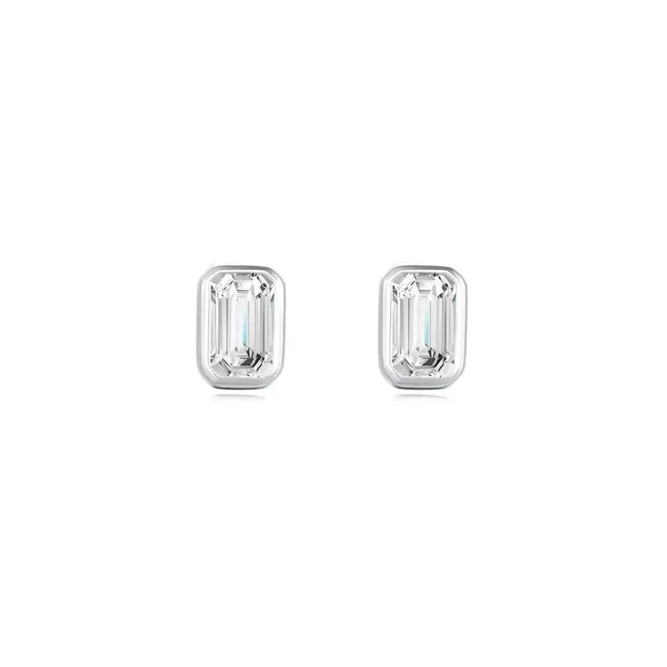 Малки обици на винт с диамантена визия Сребро 925 – by Crystal Pro Jewellery
