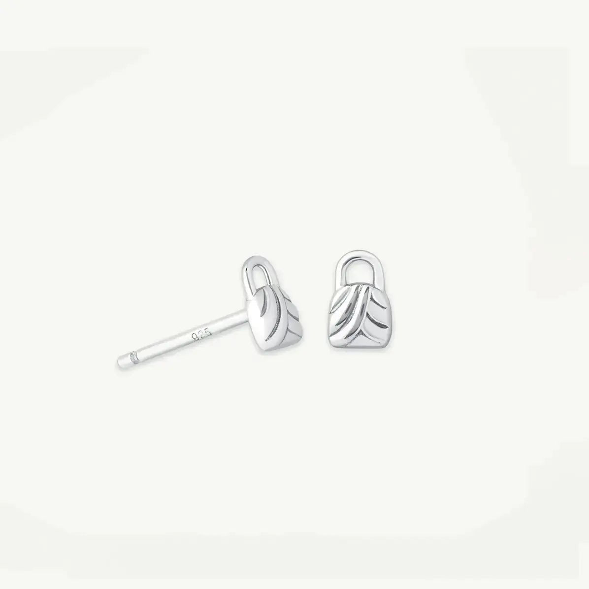 Малки сребърни обици Катинарче Винтидж стил – by Crystal Pro Jewellery