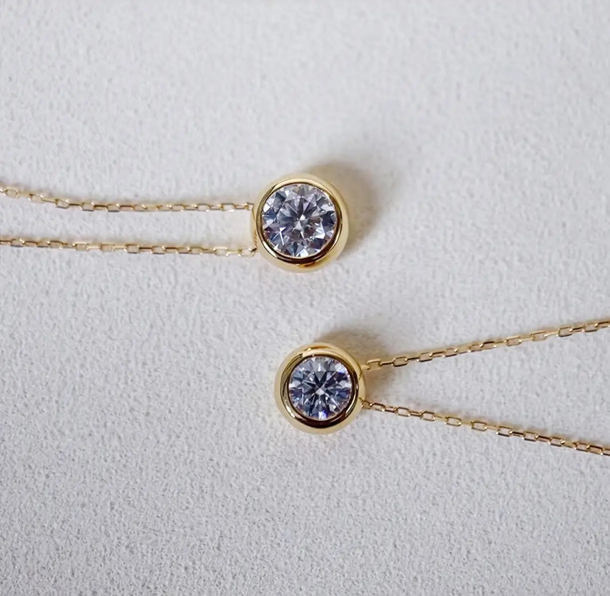 Минималистично колие от сребро 925 със златно покритие, класически модел на малко фино колие