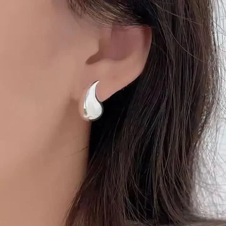 Модерни сребърни обици с форма на Водна капка – by Crystal Pro Jewellery