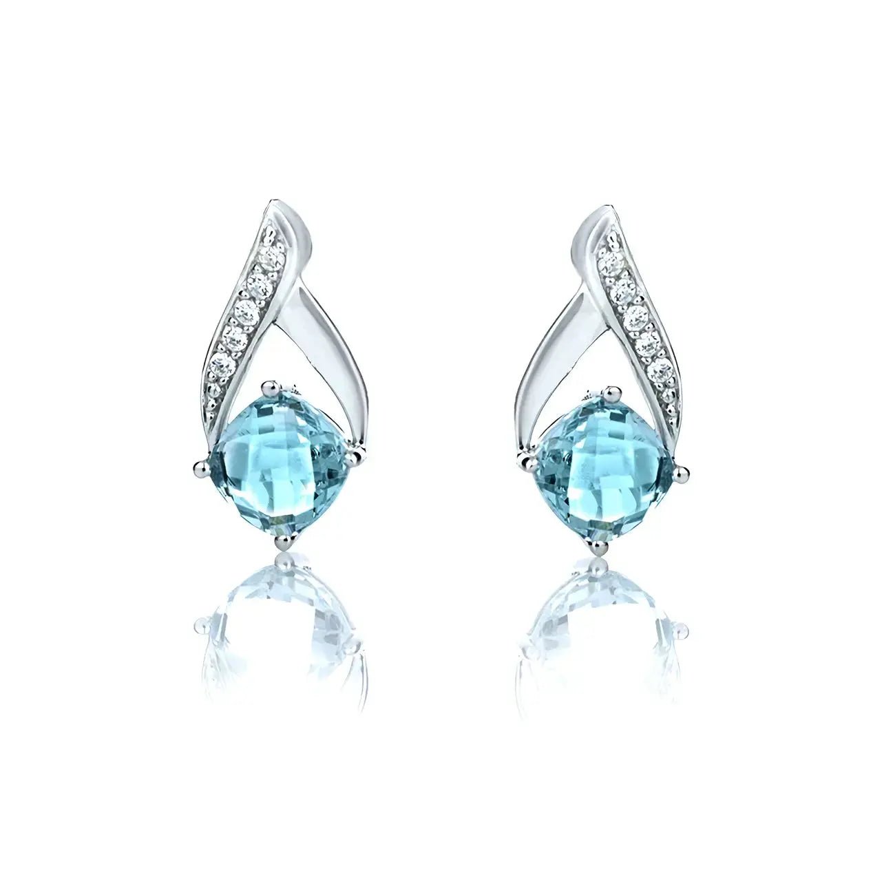 Нежни обици с Аквамарин Нано кристали Сребро 925 – by Crystal Pro Jewellery