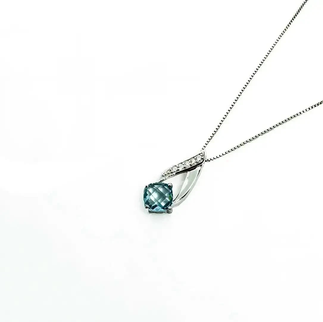 Нежно колие с Аквамарин Нано кристал Сребро 925 – by Crystal Pro Jewellery