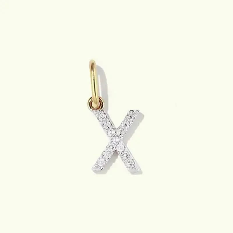 Персонализирано бижу Сребърна Буква със златно покритие – by Crystal Pro Jewellery