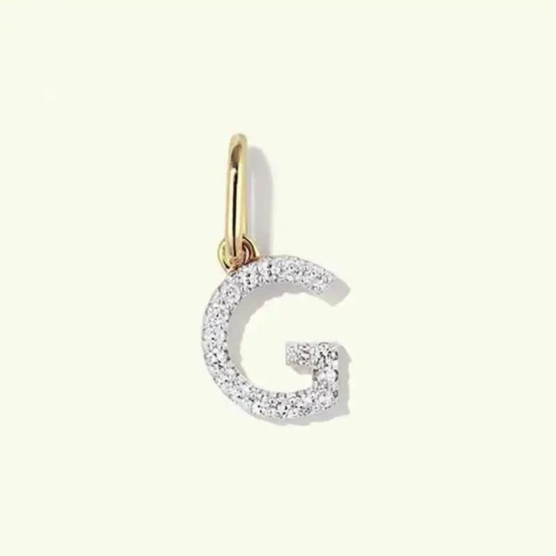 Персонализирано бижу Сребърна Буква със златно покритие – by Crystal Pro Jewellery