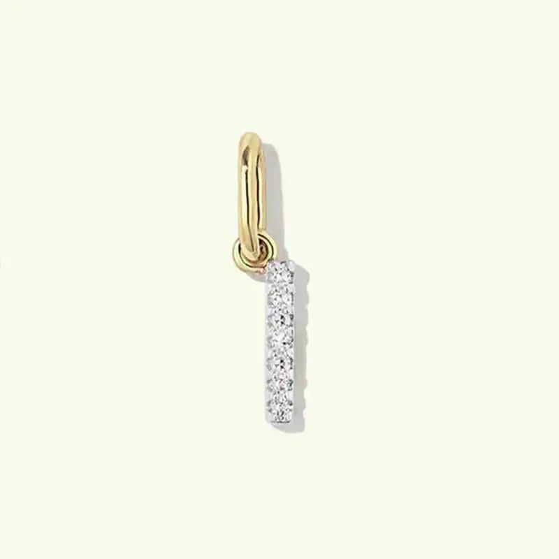 Персонализирано бижу Сребърна Буква със златно покритие – by Crystal Pro Jewellery