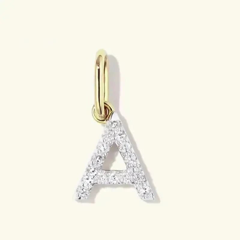 Персонализирано бижу Сребърна Буква със златно покритие – by Crystal Pro Jewellery