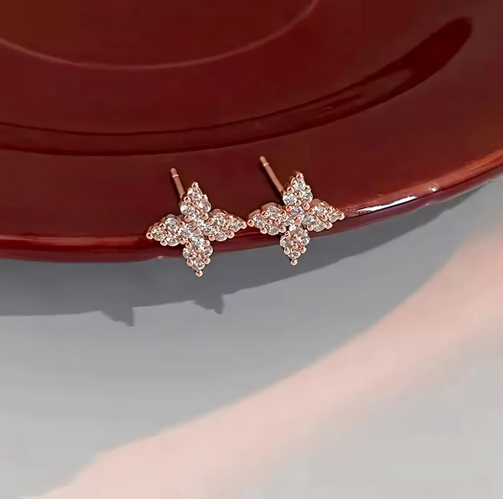 Сребърни обици четириистна детелина в цвят розово злато