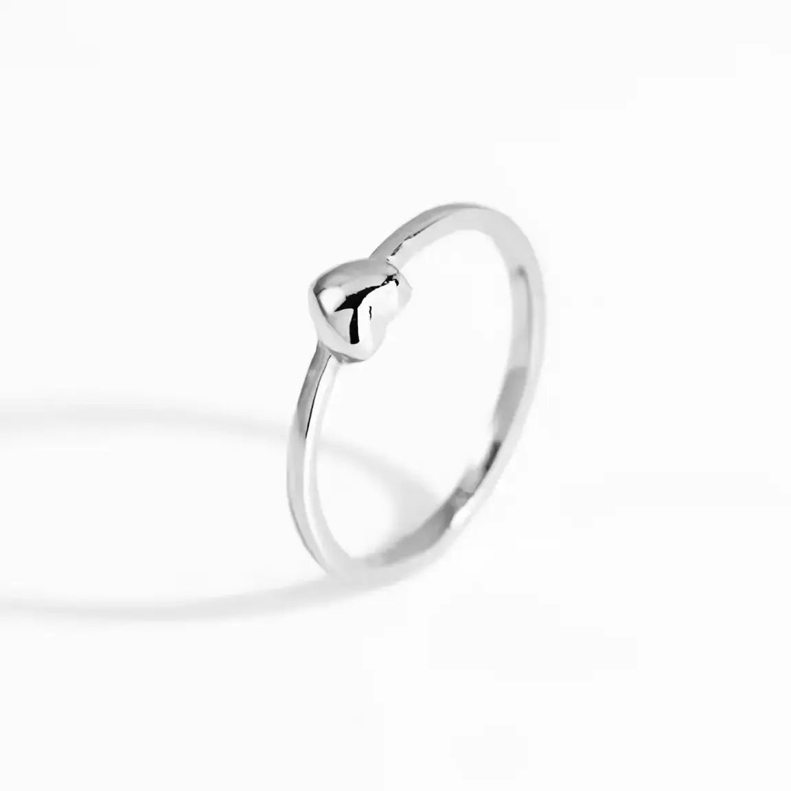 Сребърен пръстен Малко Сърце фин дизайн – by Crystal Pro Jewellery