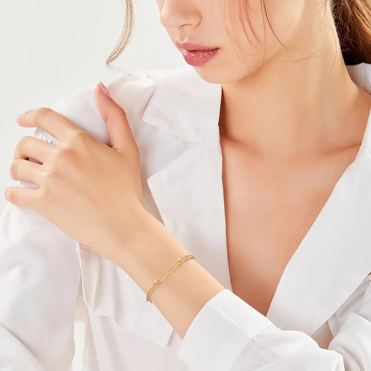 Сребърна гривна с родиево покритие Mинимализъм с луксозен акцент – by Crystal Pro Jewellery