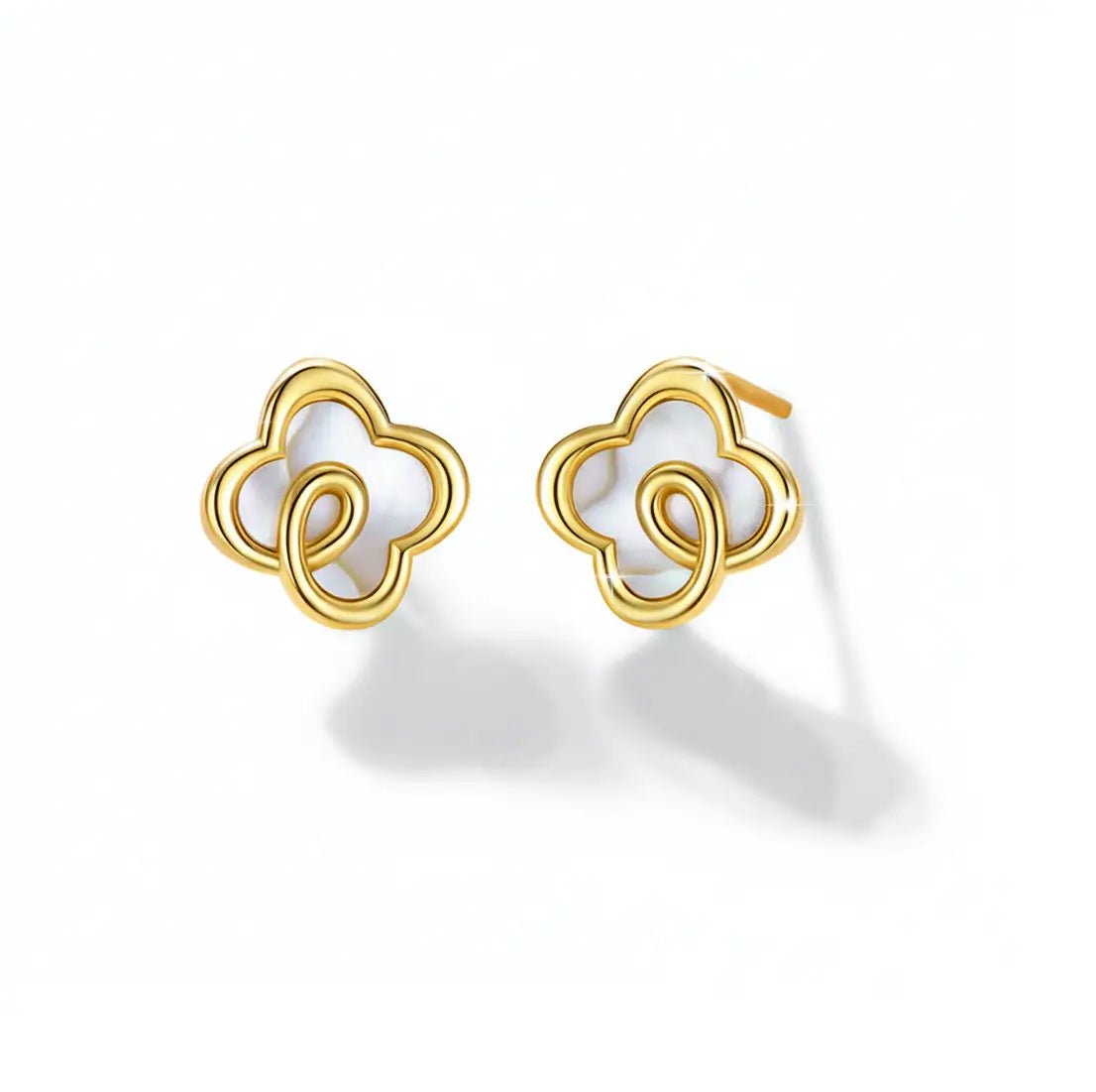 Сребърни обеци Детелина със седеф и 18К Златно покритие – by Crystal Pro Jewellery