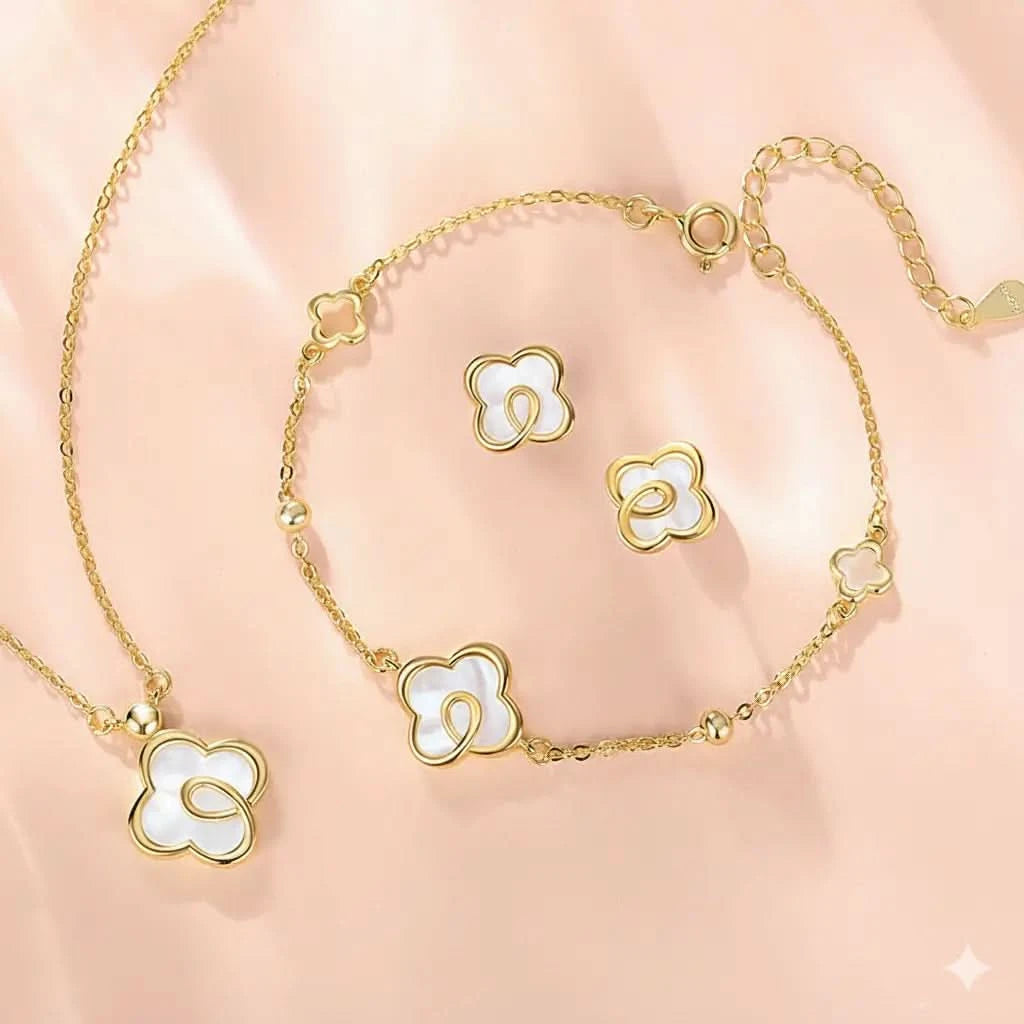 Сребърни обеци Детелина със седеф и 18К Златно покритие Crystal Pro Jewellery