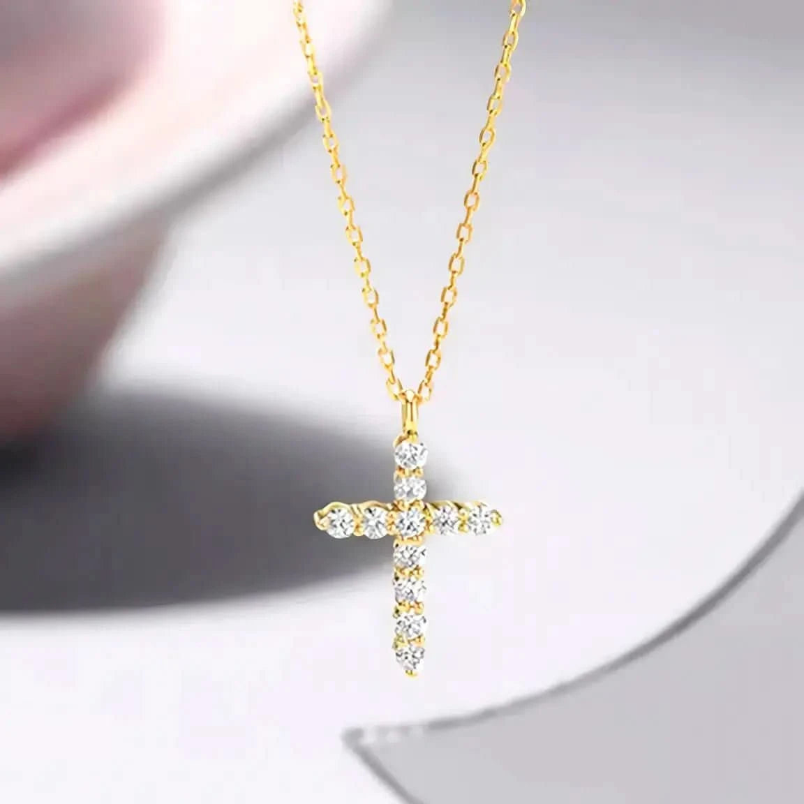 Сребърно колие с кръстче и фини цирконии – by Crystal Pro Jewellery