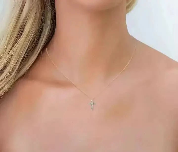 Сребърно колие с кръстче и фини цирконии – by Crystal Pro Jewellery