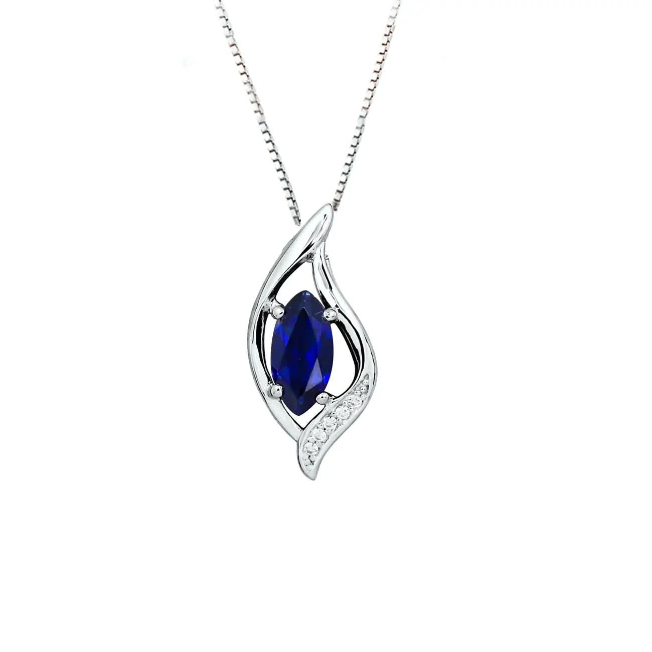 Сребърно колие със сапфирен блясък и бели цирконии – by Crystal Pro Jewellery