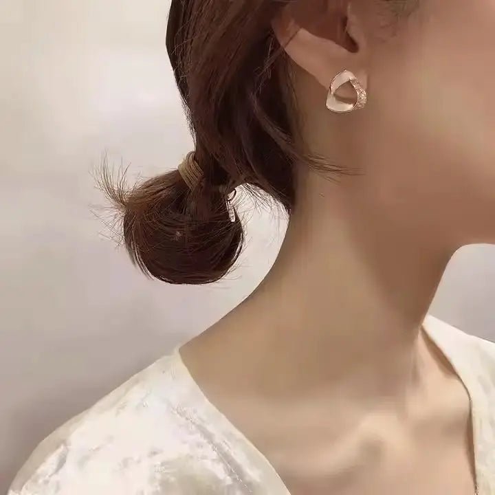 Винтидж сребърни обици с бял емайл геометричен дизайн позлатени – by Crystal Pro Jewellery