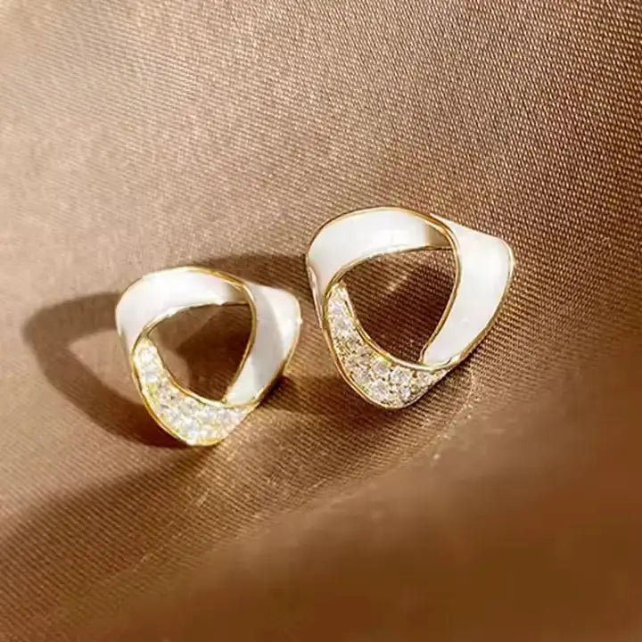 Винтидж сребърни обици с бял емайл геометричен дизайн позлатени – by Crystal Pro Jewellery