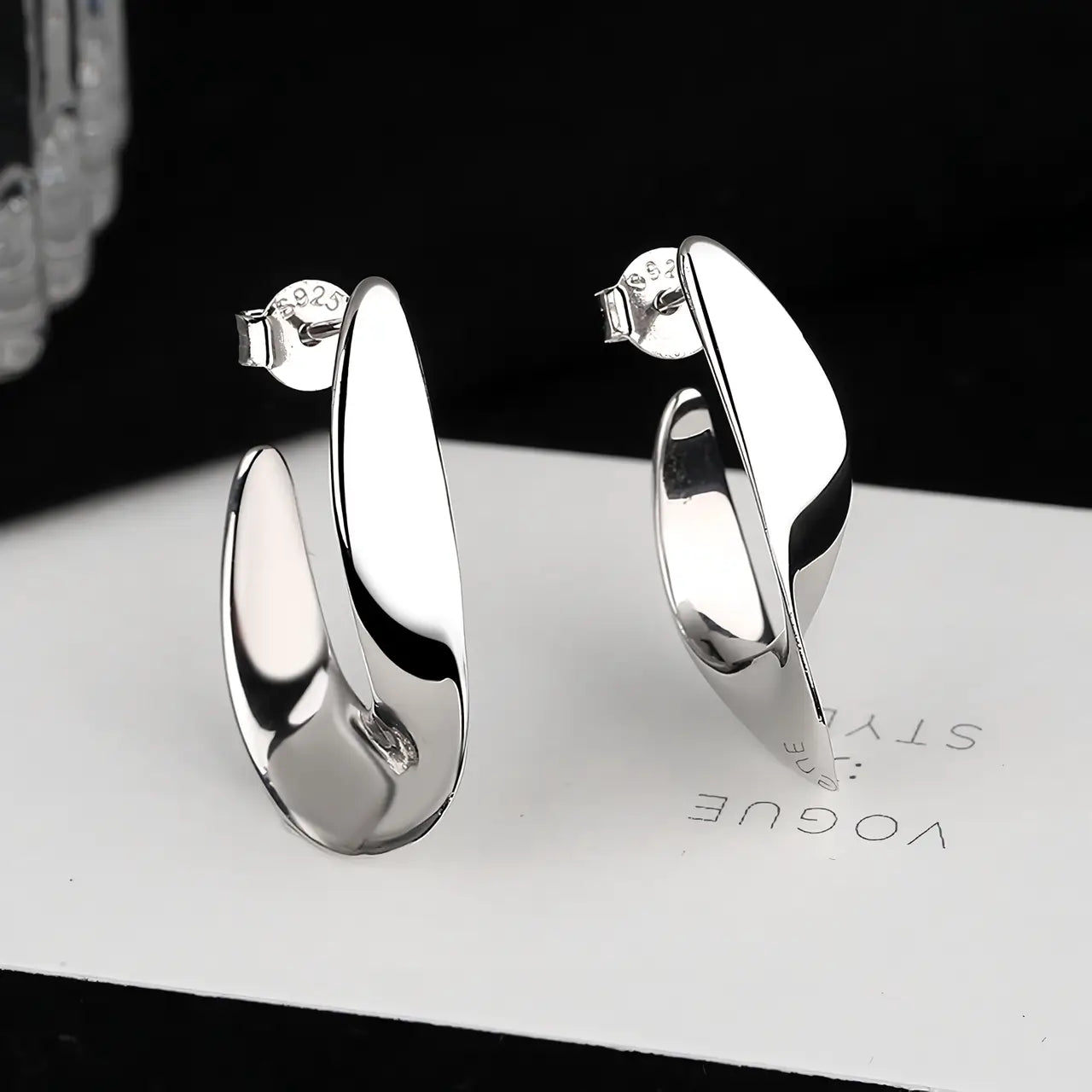 Сребърни обици Silver wave, модерен дизайн