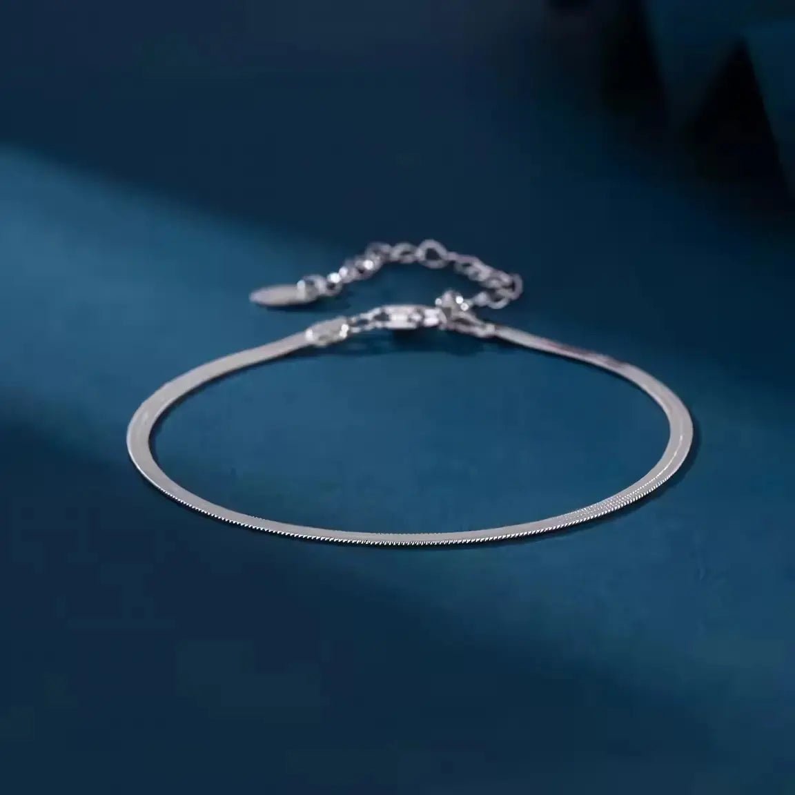 Дамска сребърна гривна Herringbone chain плоска плетка – by Crystal Pro Jewellery