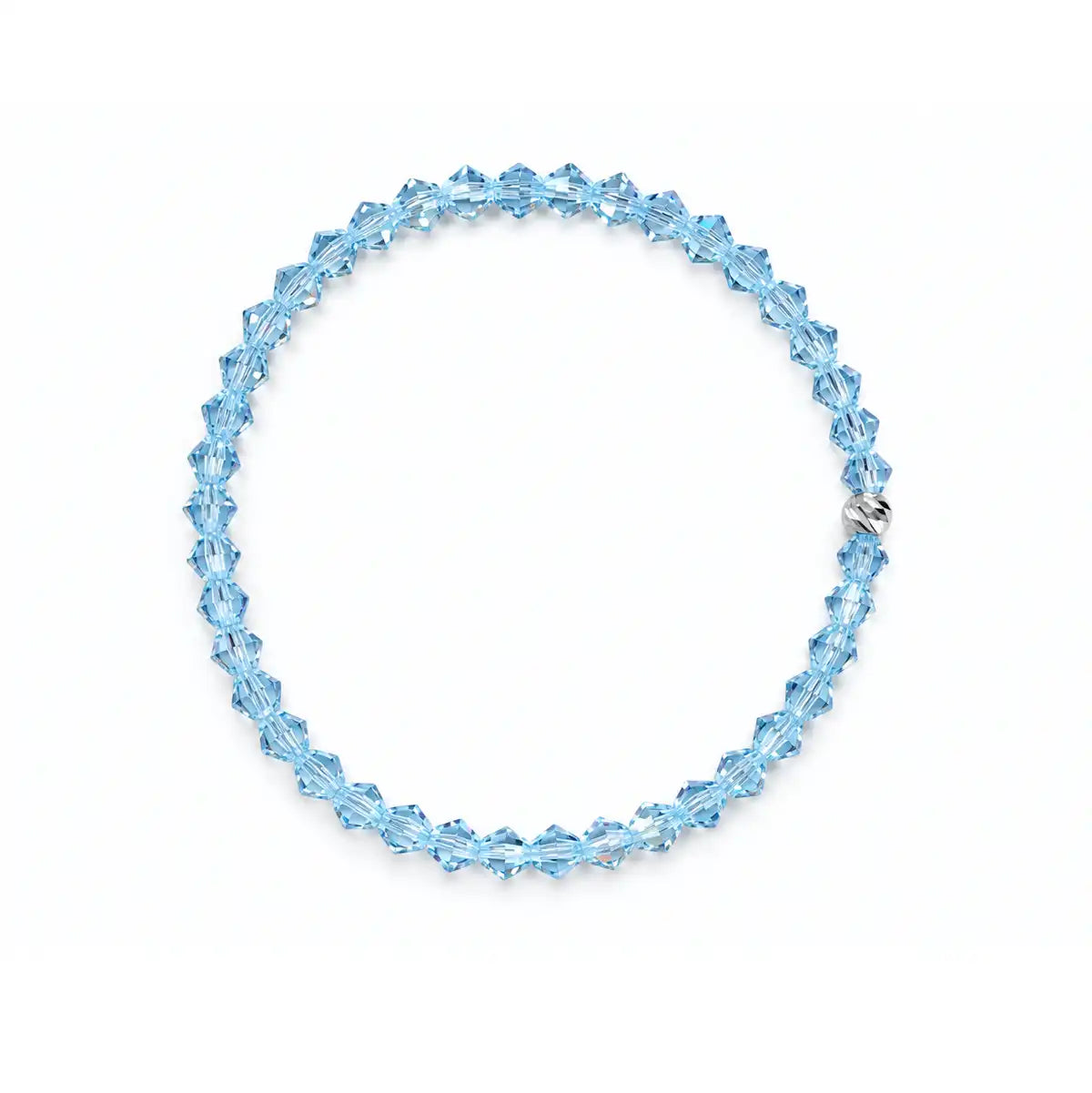Stylish bracelet with pearls and crystals