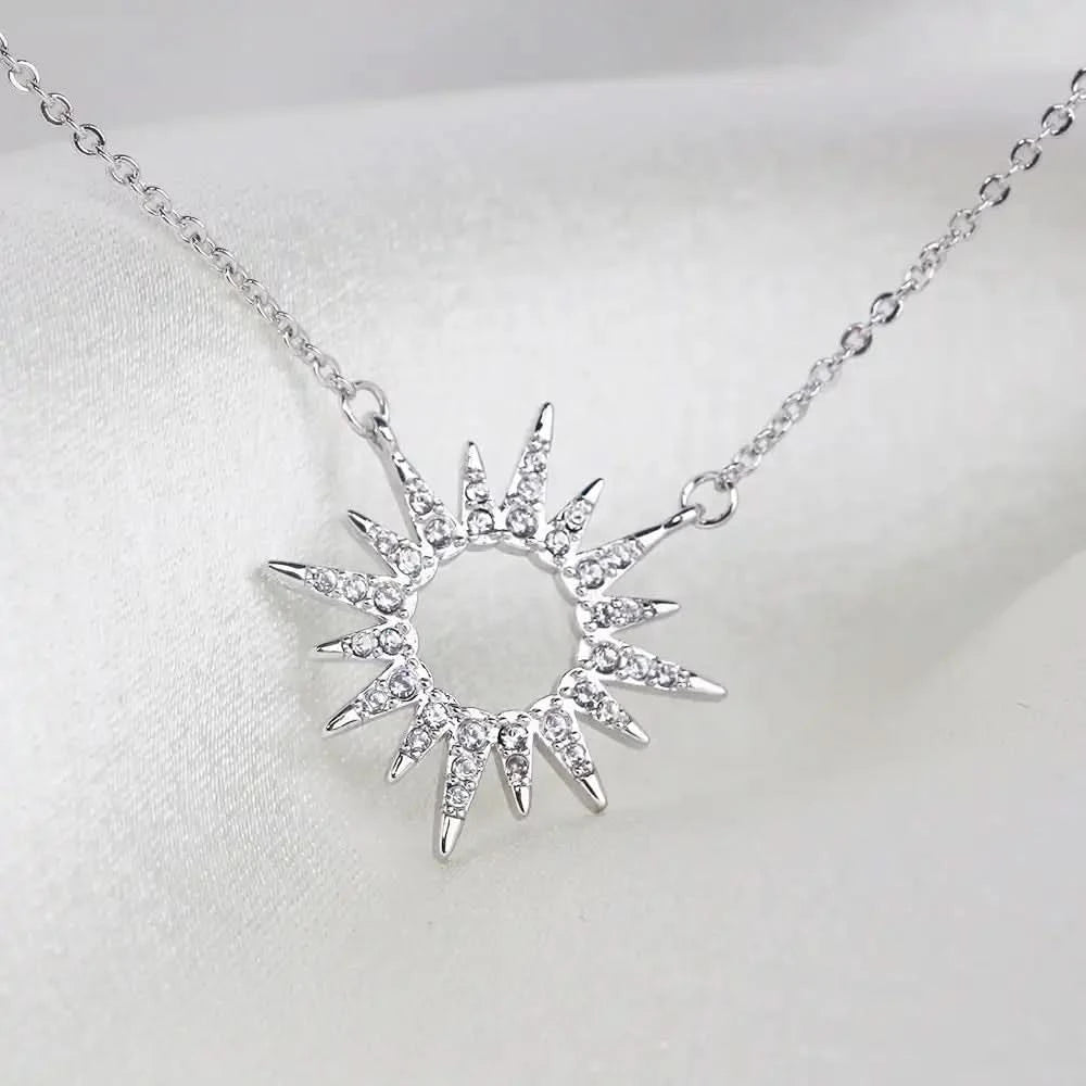 Колие Golden Sun с австрийски кристали и 18K Златно покритие