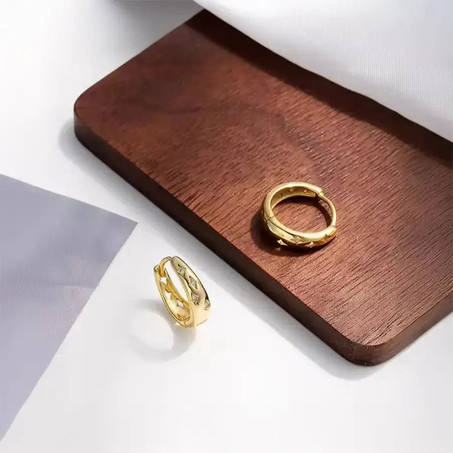 Малки обици халки със звездички Сребро 925 – by Crystal Pro Jewellery