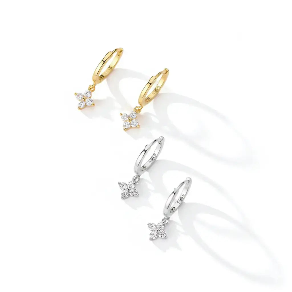 Малки обици халки с детелина