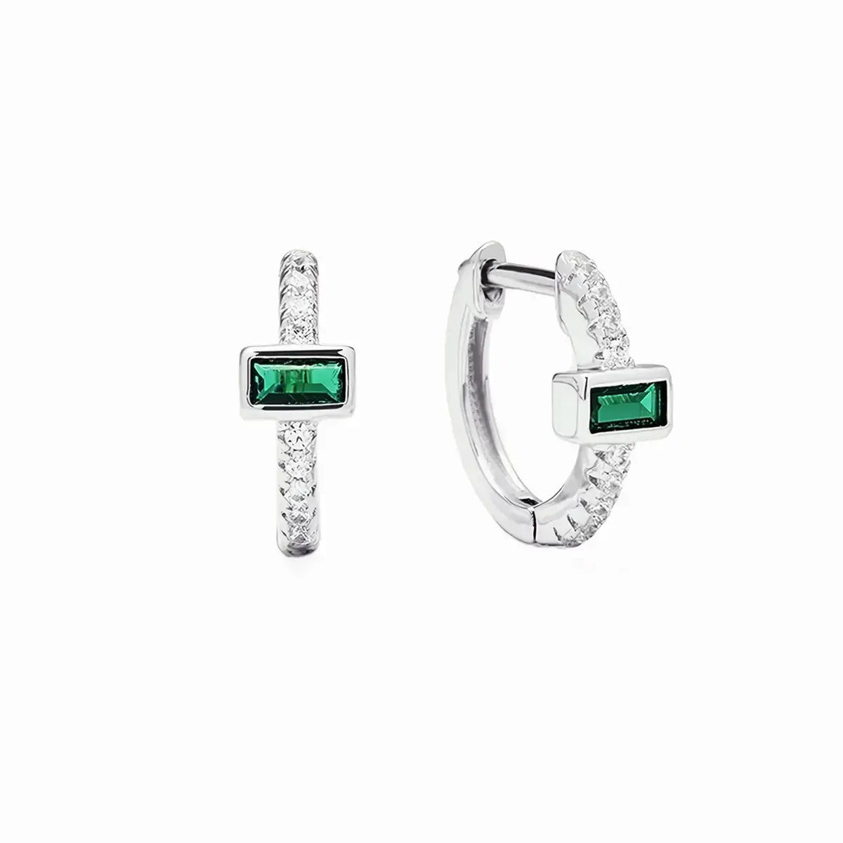 Минималистични халки с багетка в изумруден цвят, позлатени – by Crystal Pro Jewellery