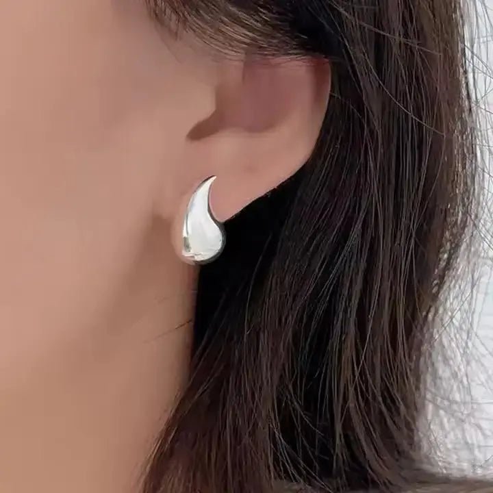 Модерни сребърни обици с форма на Водна капка – by Crystal Pro Jewellery