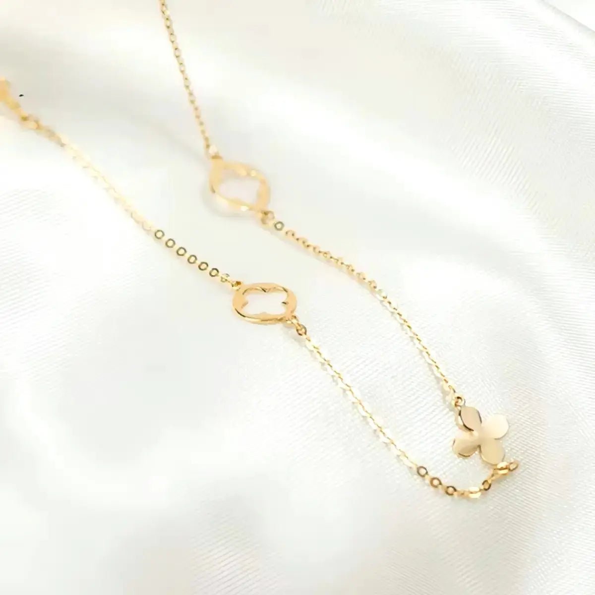 Нежно колие с детелини Сребро 925 – by Crystal Pro Jewellery