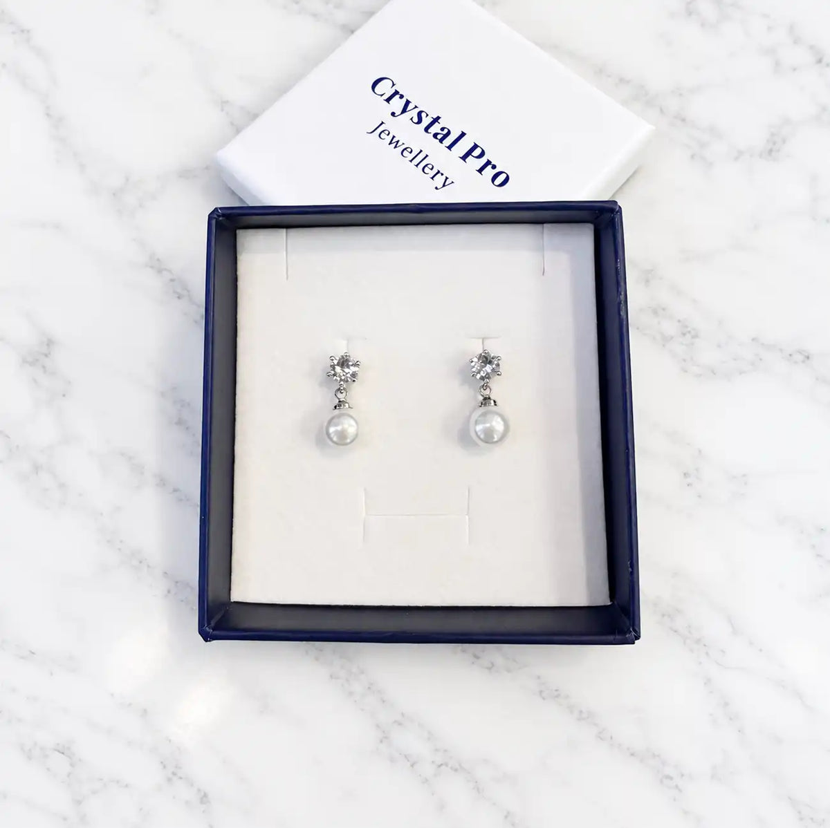 Обици Pearl Elegance с перли и кристали 18K покритие Бяло злато