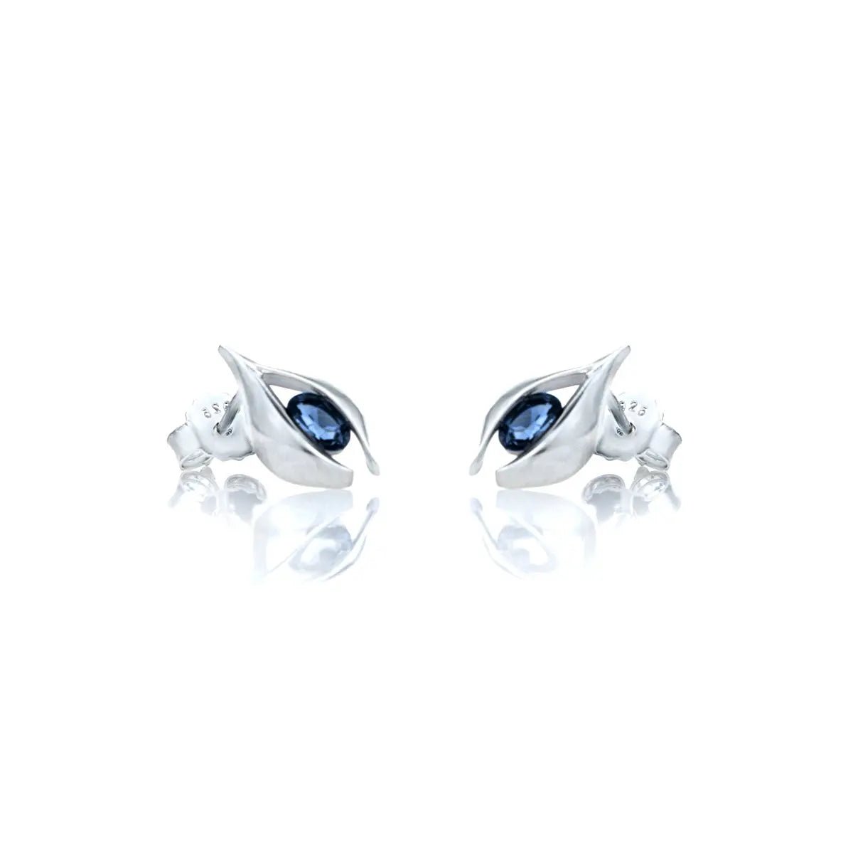 Сребърни обици на винт в мистично синьо – by Crystal Pro Jewellery