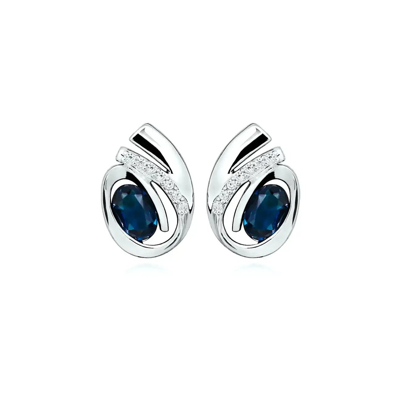 Сребърни обици в нощно синьо с Нано Лондон Топаз – by Crystal Pro Jewellery