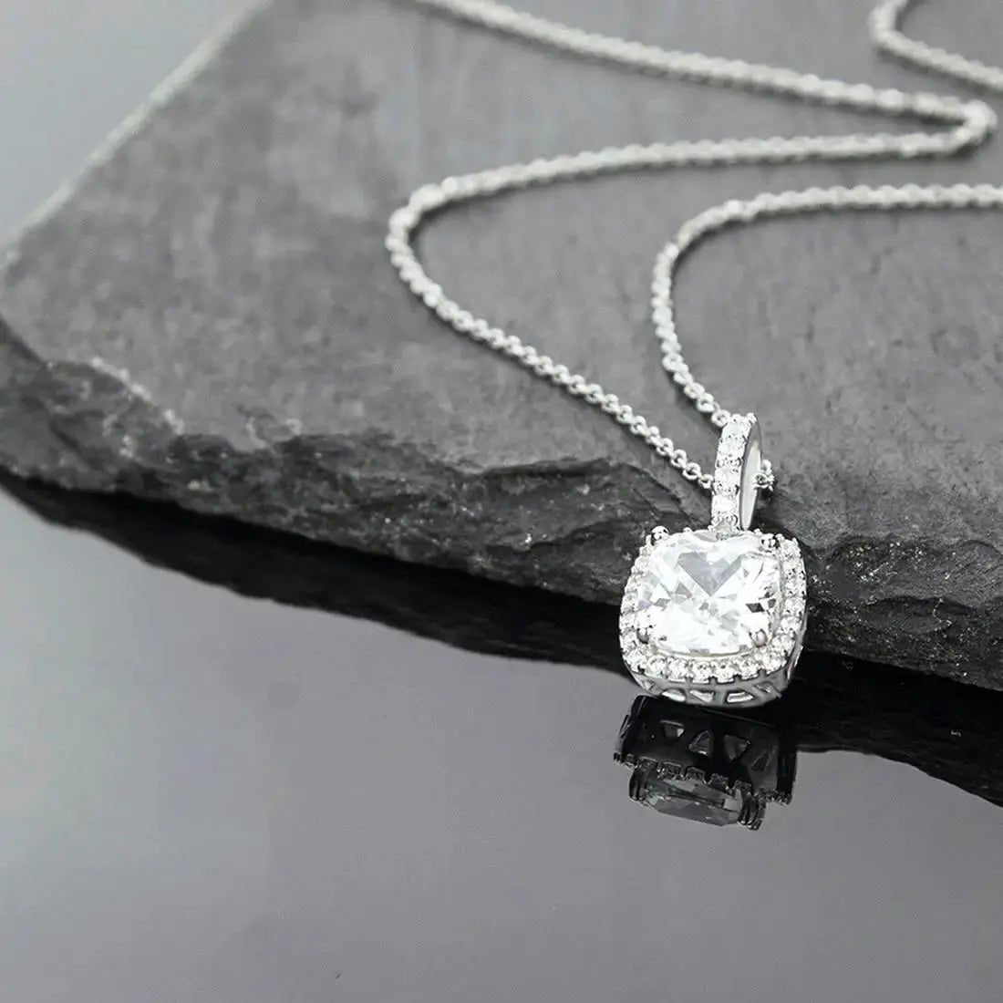 Сребърно колие Silver Glow с 5A цирконии – by Crystal Pro Jewellery