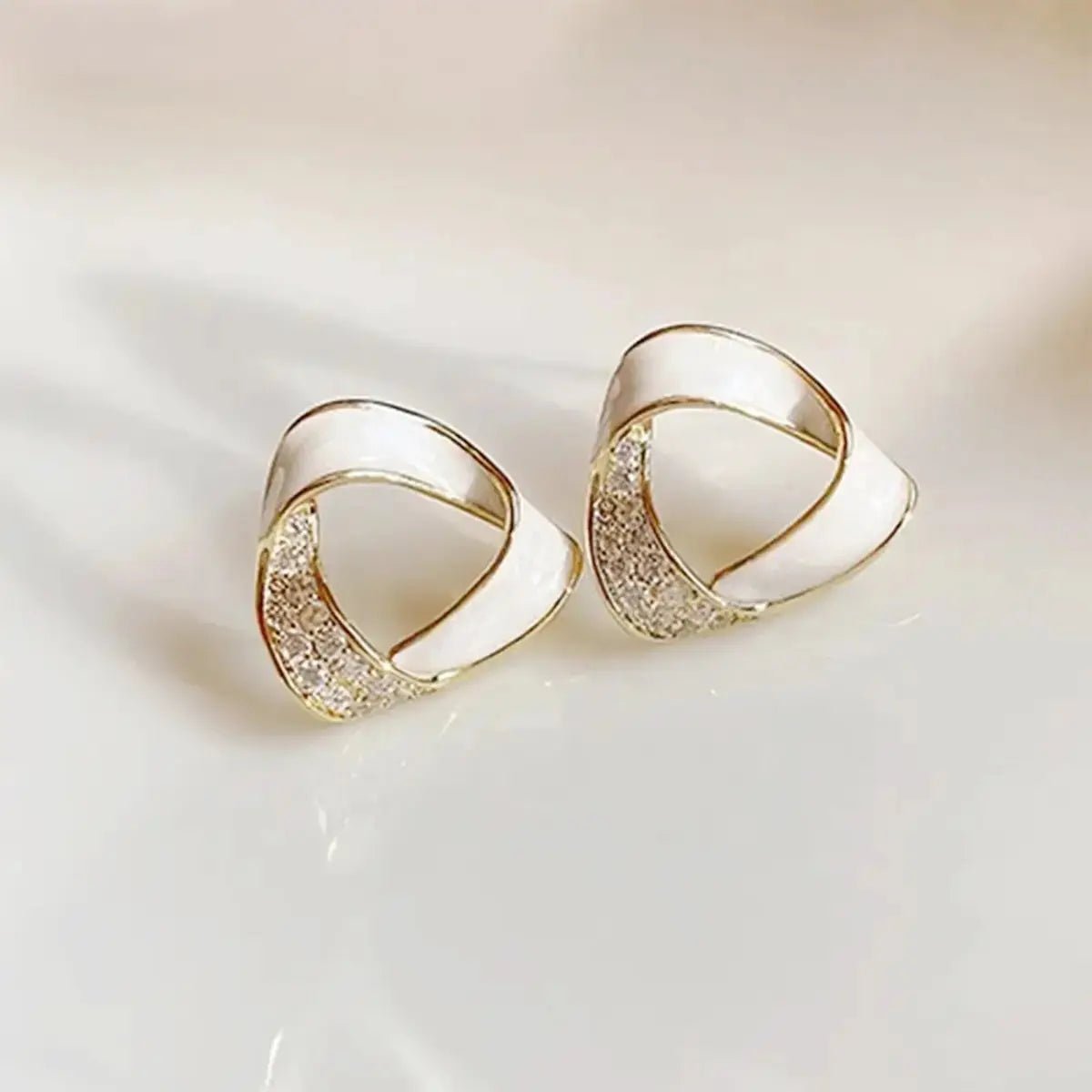 Винтидж сребърни обици с бял емайл геометричен дизайн позлатени – by Crystal Pro Jewellery